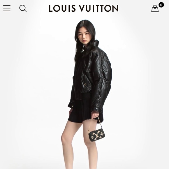 Authentic Louis Vuitton mini bag - Picture 2 of 7